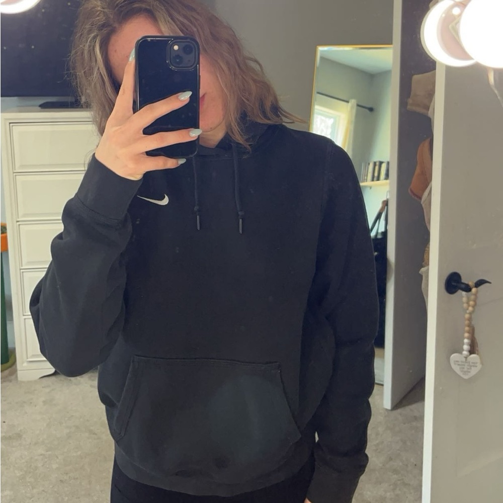 black nike hoodie